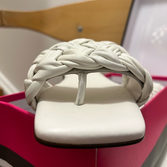 White Vince Camino Sandals Sz. 8 - Picture 4 of 7